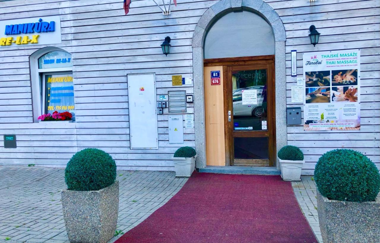 Pension Village Karlsbad Exterior foto